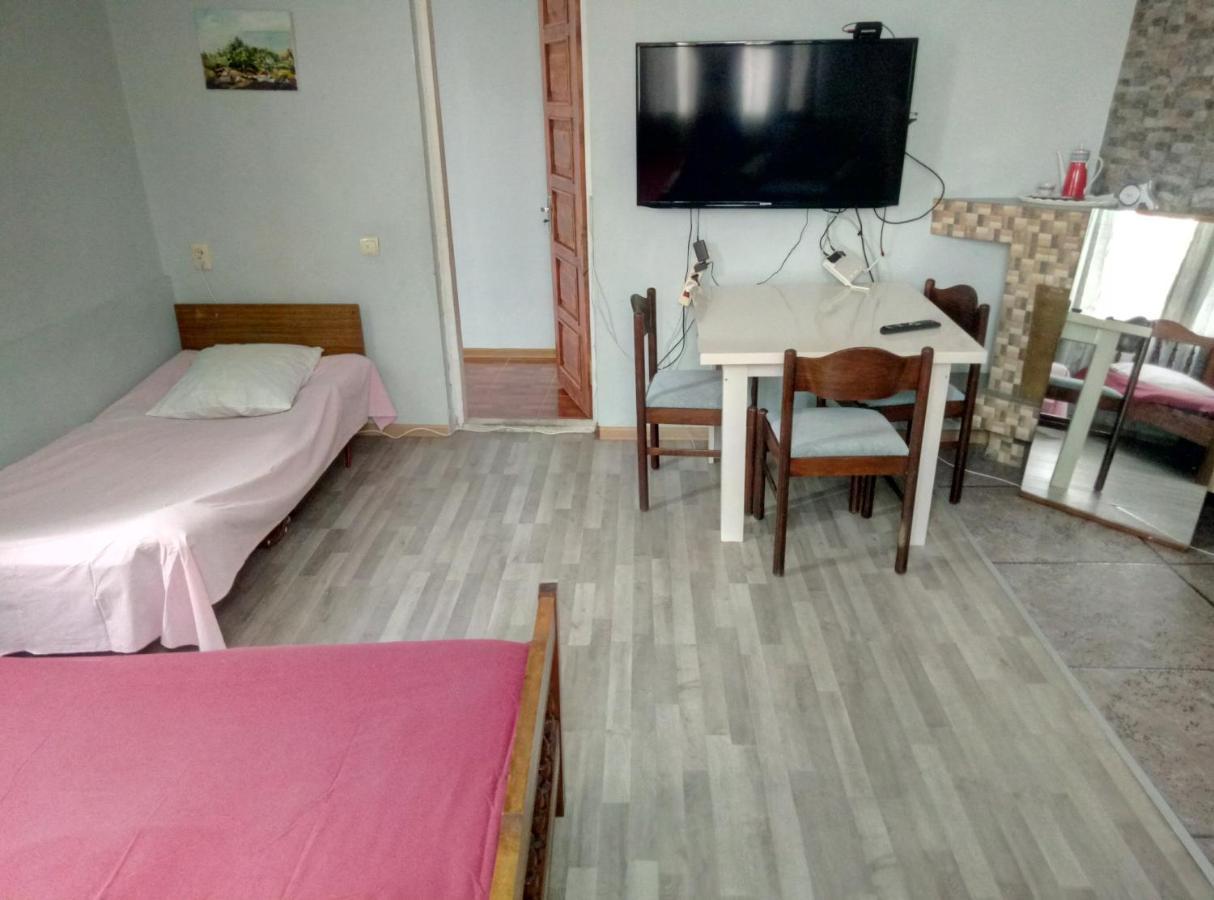 Zaza Guest House Kobuleti Rom bilde
