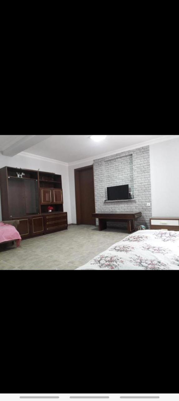 Zaza Guest House Kobuleti Eksteriør bilde