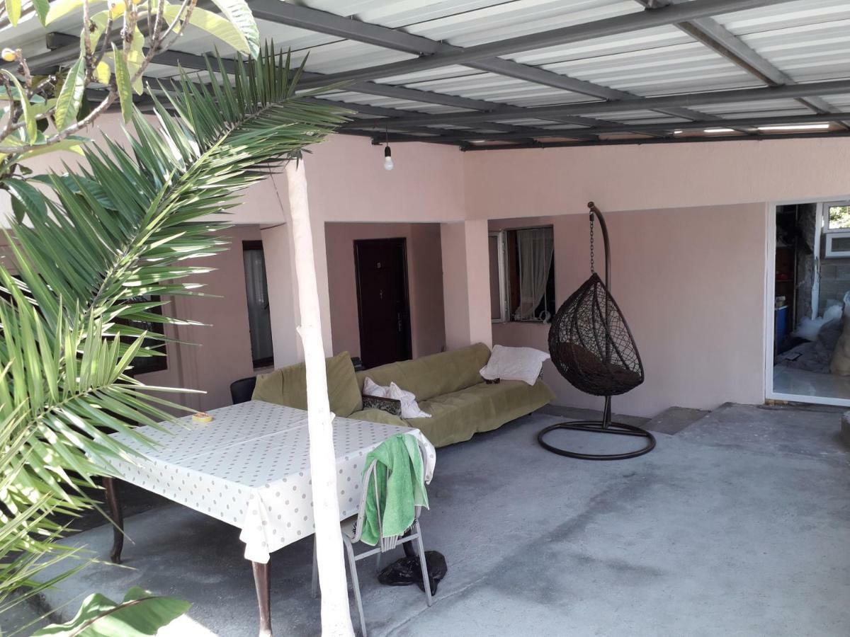 Zaza Guest House Kobuleti Eksteriør bilde