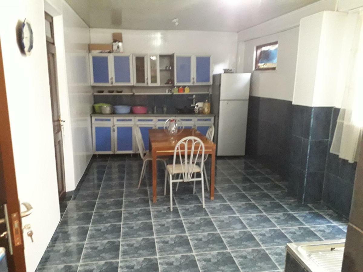 Zaza Guest House Kobuleti Eksteriør bilde